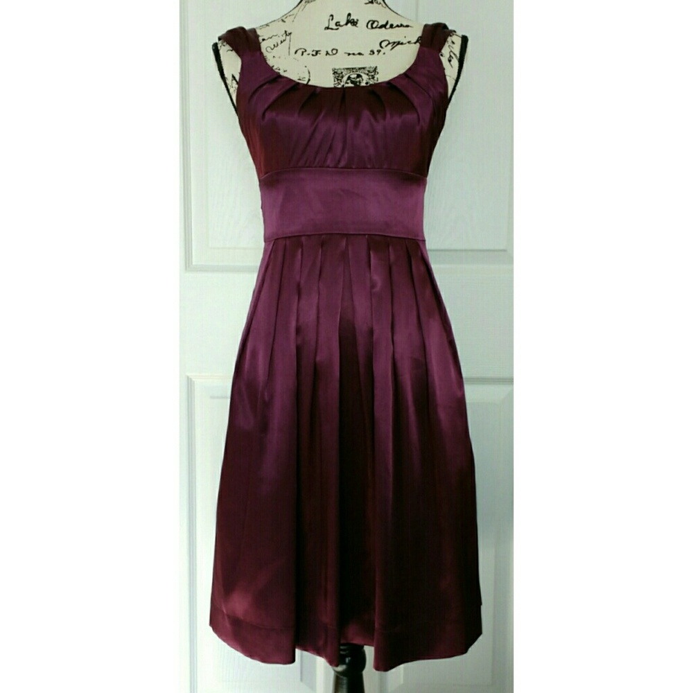 London Times purple burgundy satiny dress, size 2